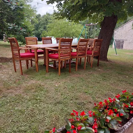 Maison De Tissendie *